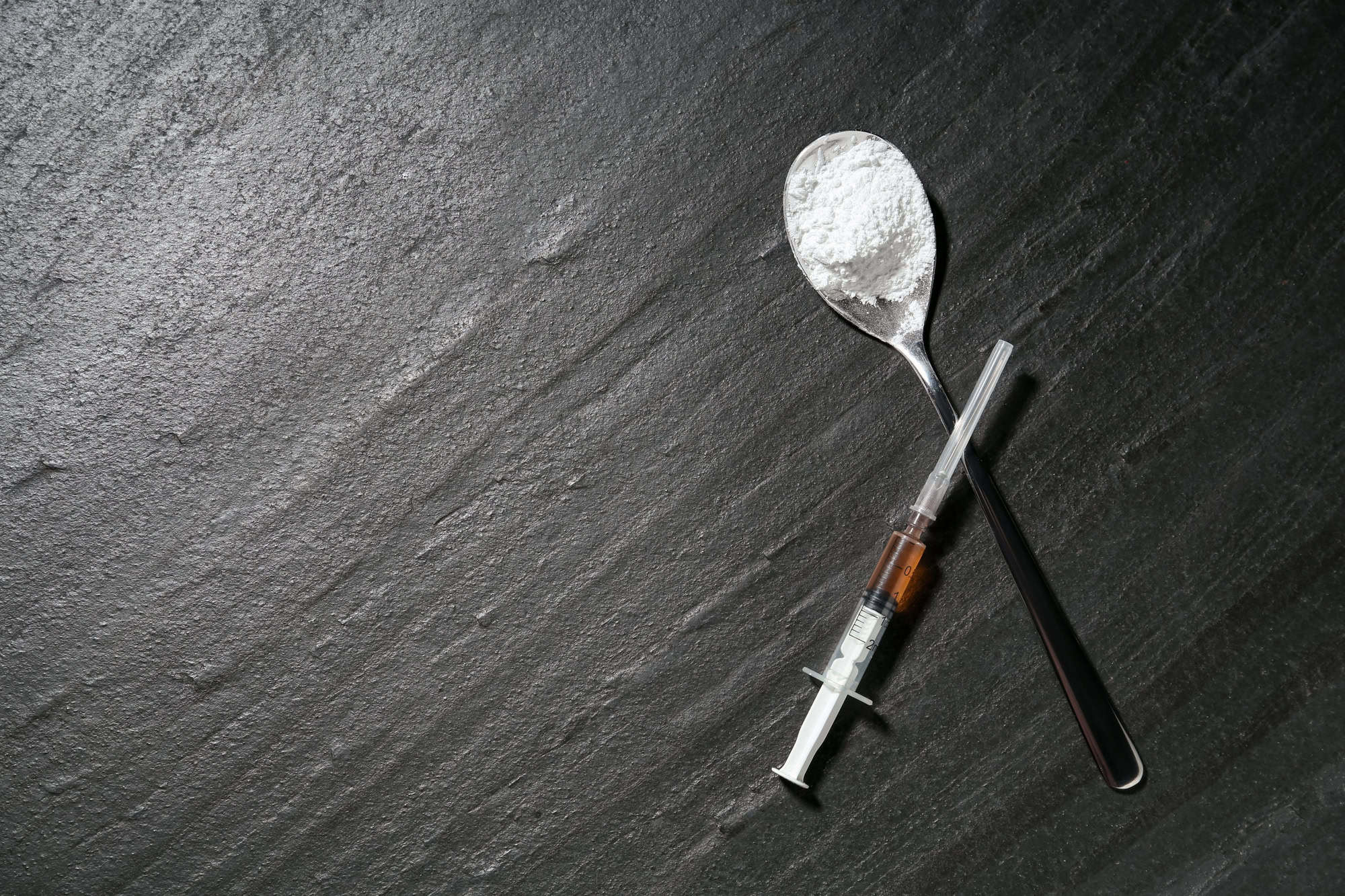 does heroin make you lose weight